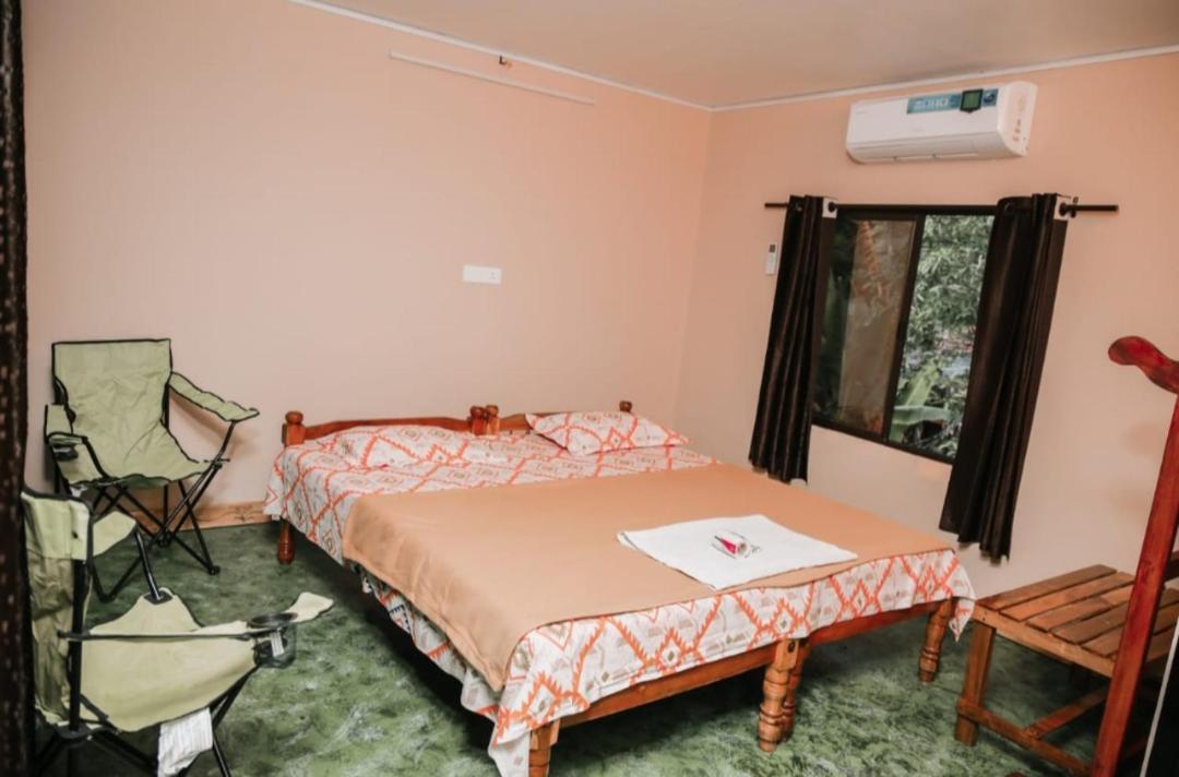 Elara Beach View Homestay Alappuzha Eksteriør billede